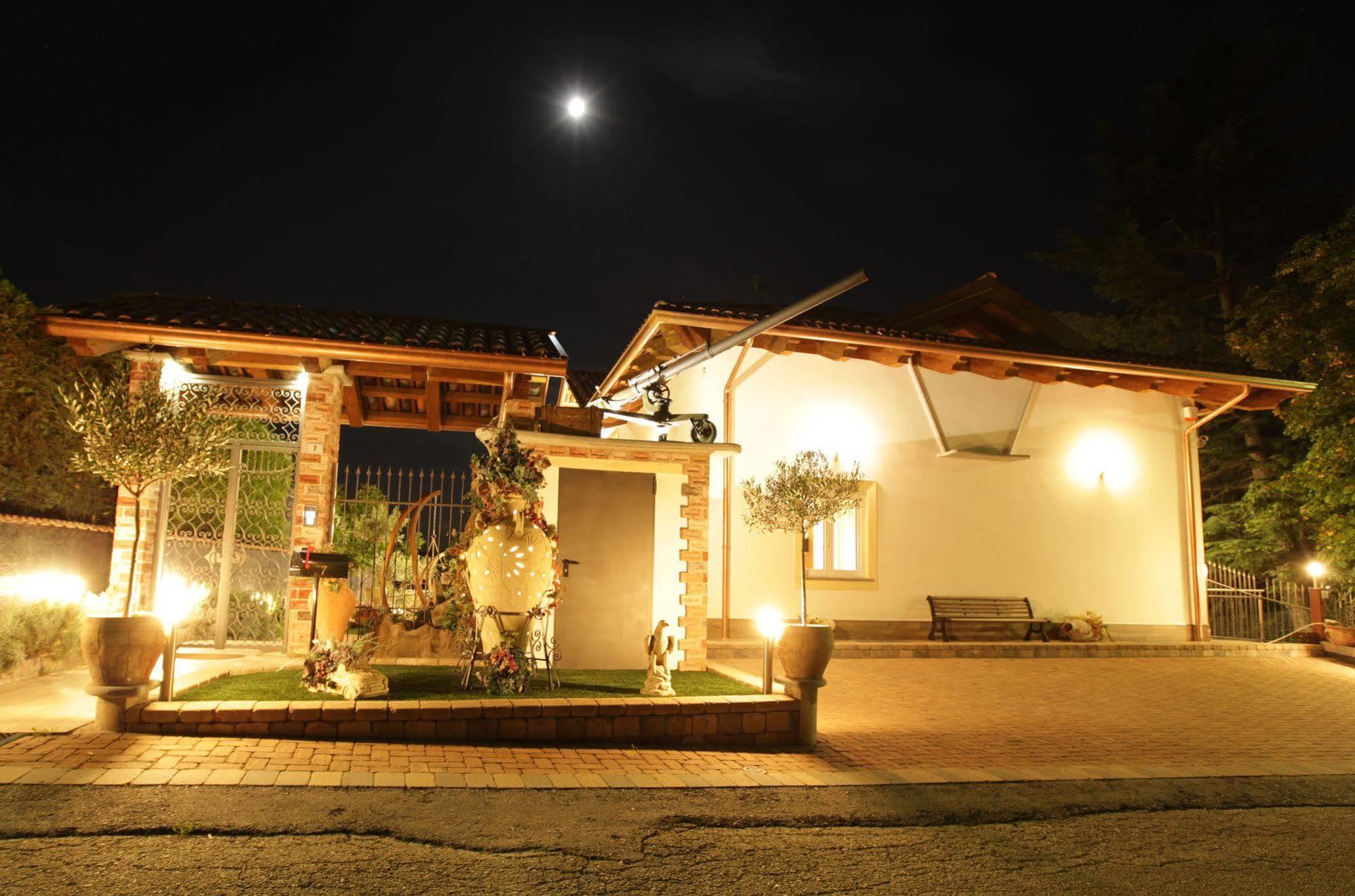 Wellness Suite Na' Canuna' Roddi ภายนอก รูปภาพ